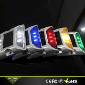 Plot Routier LED Solaire Fixe Vert et Rouge 6 Leds